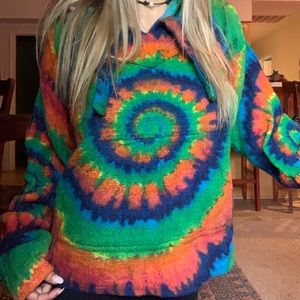tie dye hoodie
